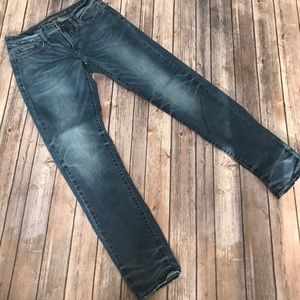 American Eagle skinny jeans 30 w 32l extreme flex
